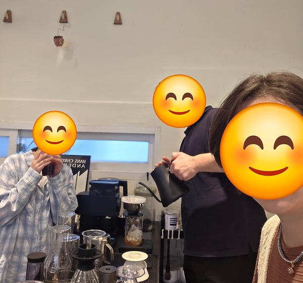 청년모임지원사업(스페셜티 커핑) 1차 모임 사진