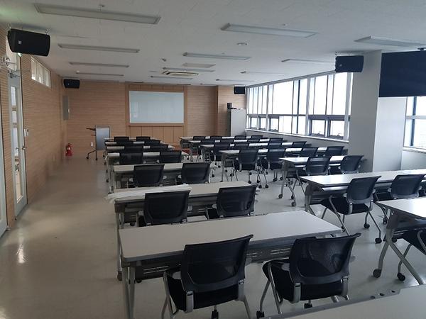 청년기지 (강의실) 사진